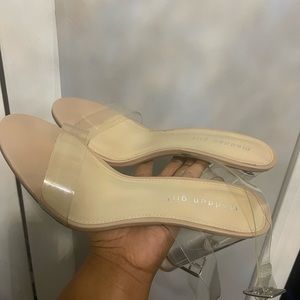 Clear Steve maddens size 10M